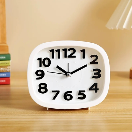 Budzik analogowy na baterie z dużymi cyframi