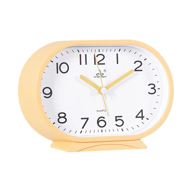 Owalny budzik analogowy w stylu retro