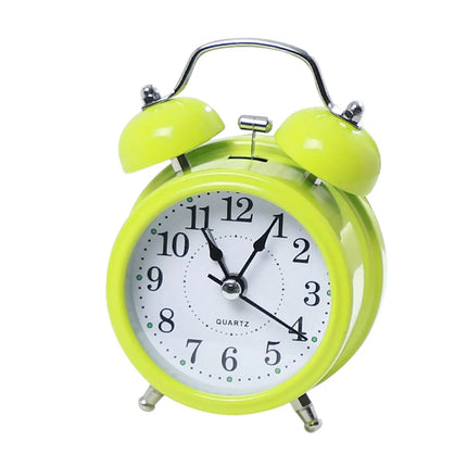 Klasyczny budzik vintage z głośnymi dzwonkami