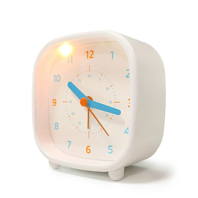 Analogowy budzik dla dziecka do pokoju