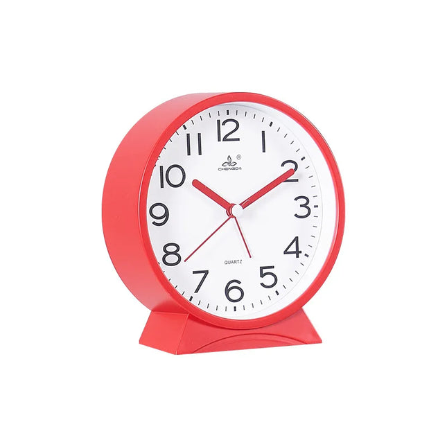 Okrągły klasyczny budzik analogowy