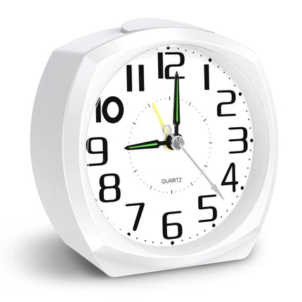 Prosty klasyczny budzik analogowy na baterie
