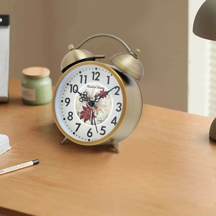 Mosiężny budzik retro z dzwonkami