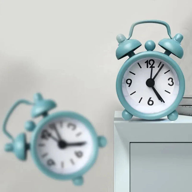 Mini budzik analogowy z głośnym alarmem