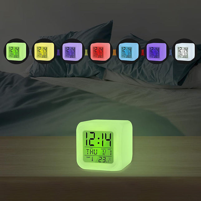 Budzik cyfrowy kostka zmieniający kolory