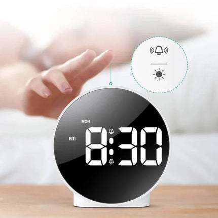 Okrągły budzik LED z dużym wyświetlaczem