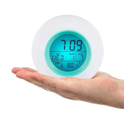 Nowoczesny budzik cyfrowy dla nastolatków