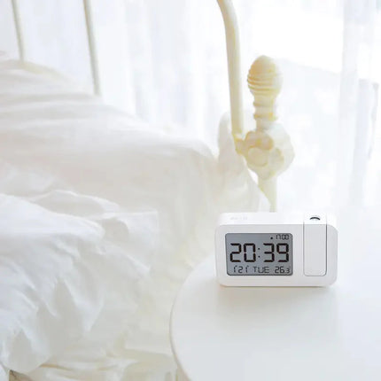 Budzik z projektorem dla nastolatków