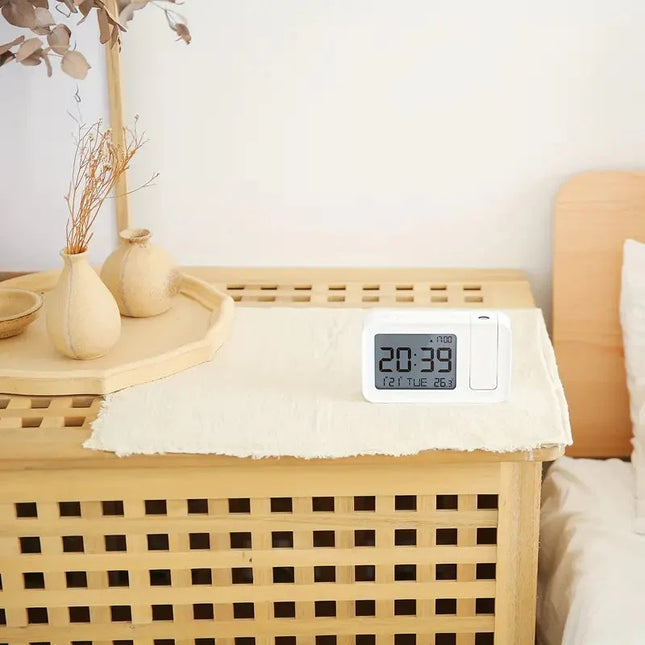 Budzik z projektorem dla nastolatków