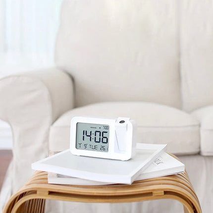 Budzik z projektorem dla nastolatków