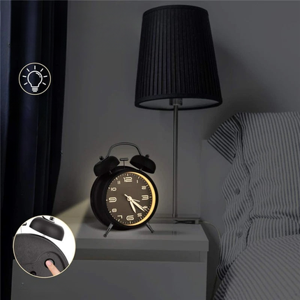 Budzik analogowy retro z dzwonkami