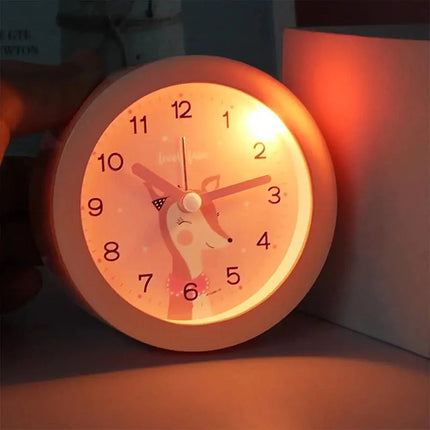 Analogowy budzik dla dzieci z misiem