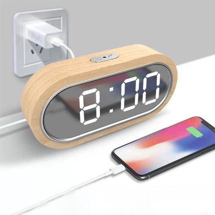 Drewniany budzik LED z lustrzanym wyświetlaczem