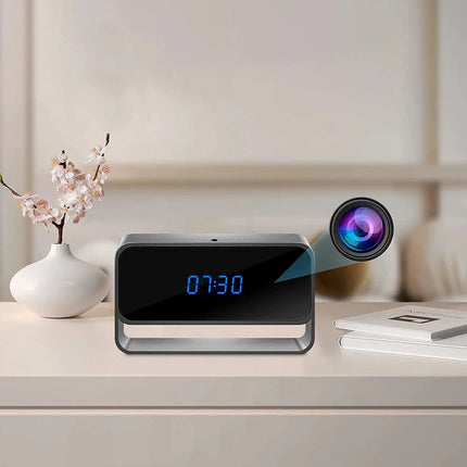 Zegar z ukrytą kamerą i noktowizją