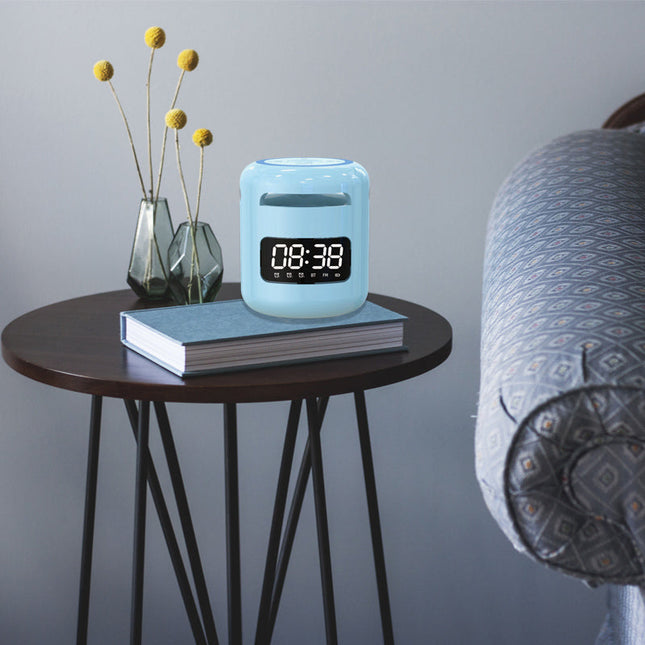Mały budzik z głośnikiem Bluetooth