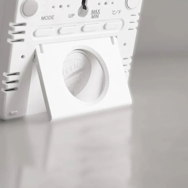 Cichy cyfrowy budzik podróżny z alarmem