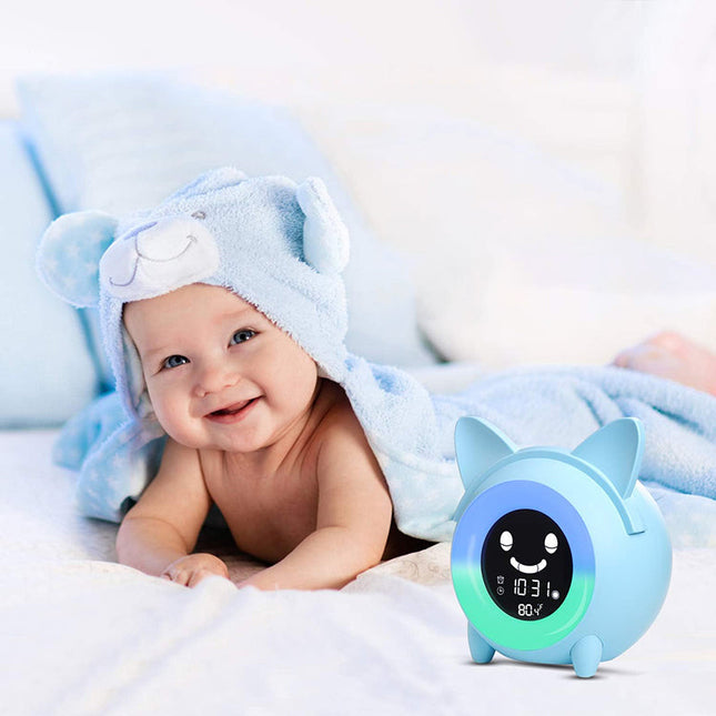 Cyfrowy budzik kotek z lampką nocną