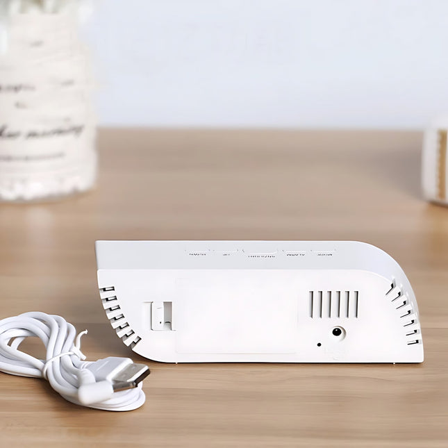 Nowoczesny budzik lustrzany z wyświetlaczem LED