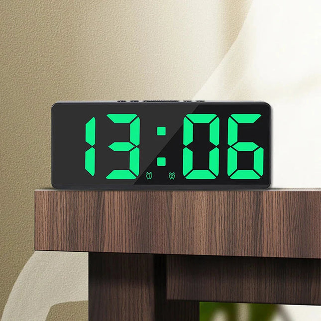 Zegar elektroniczny LED z funkcją budzika