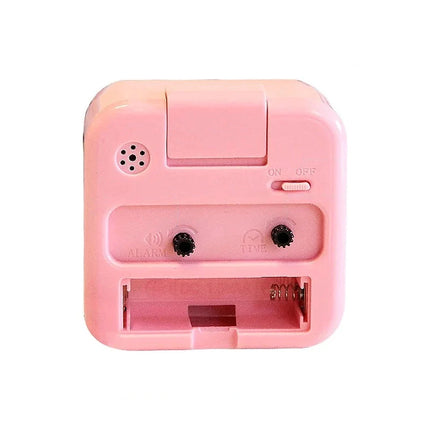 Prosty kwadratowy budzik analogowy na baterie