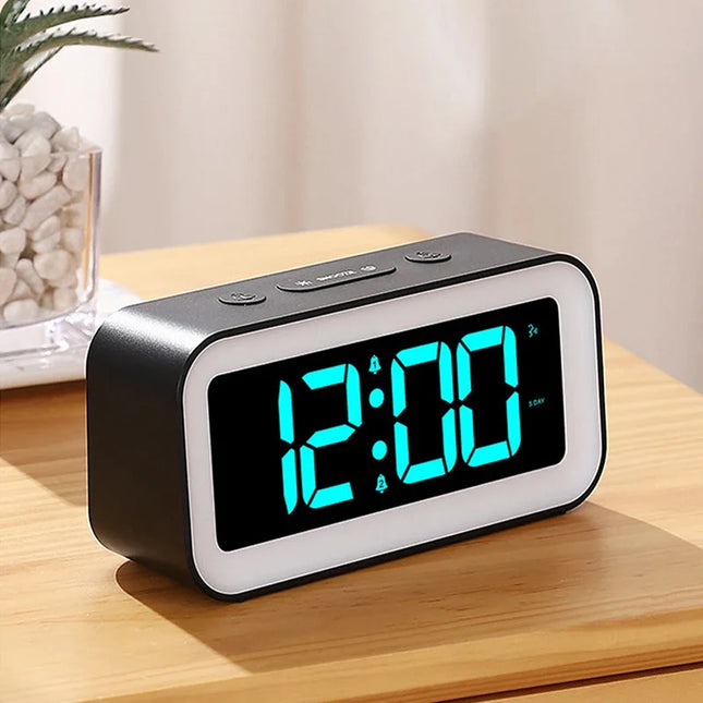 Cyfrowy budzik z podświetleniem RGB LED